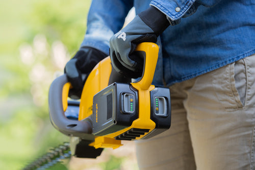 מגזמת נטענת HT 300e + מטען + 2 סוללות 2 אמפר, 40V סטיגה