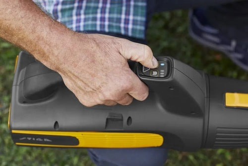 מפוח עלים נטען BL 700e + סוללה 4 אמפר ומטען סטיגה