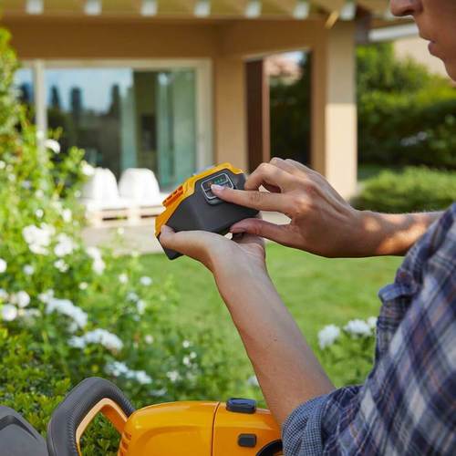 מגזמת נטענת HT 100e + סוללה 2 אמפר + מטען סטיגה