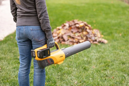 מפוח עלים נטען BL 300e + מטען + 2 סוללות 4 אמפר, 40V סטיגה