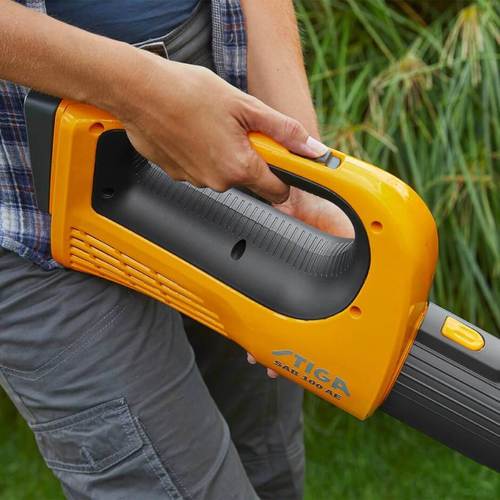 מפוח עלים נטען סטיגה BL 100e + סוללה 4 אמפר ומטען סטיגה