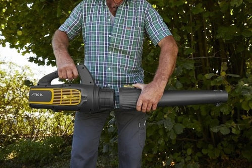 מפוח עלים נטען BL 700e + סוללה 4 אמפר ומטען סטיגה