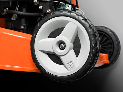 מכסחת הסעה עצמית נטענת  LC 551iV