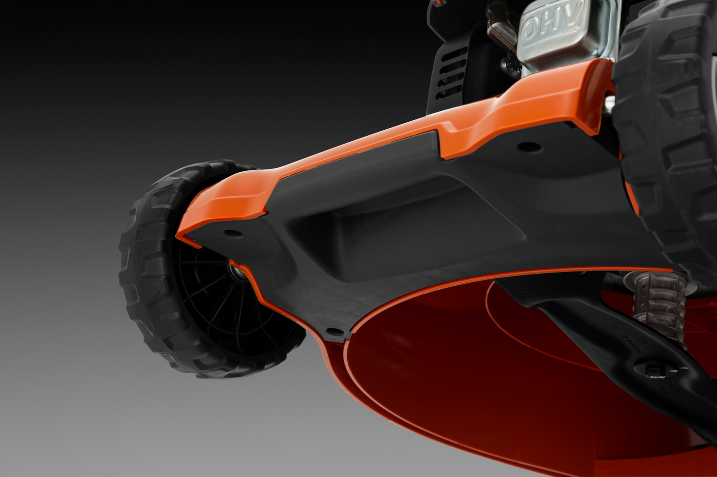 מכסחת נדחפת נטענת LC 142i