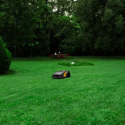 רובוט לכיסוח דשא נטען A10000 מונחה GPS סטיגה