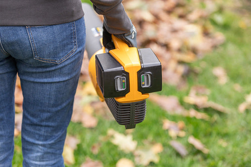 מפוח עלים נטען BL 300e + מטען + 2 סוללות 4 אמפר, 40V סטיגה